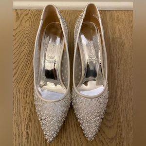 Beautiful pearl/diamond studded heels. 2 inch heels.